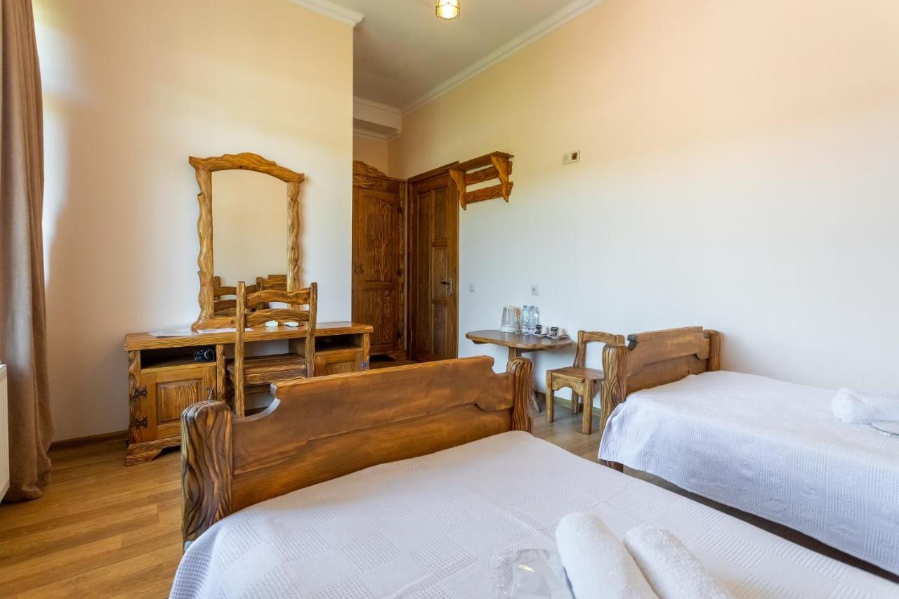 Hotel Phasis Kutaisi Eksteriør billede