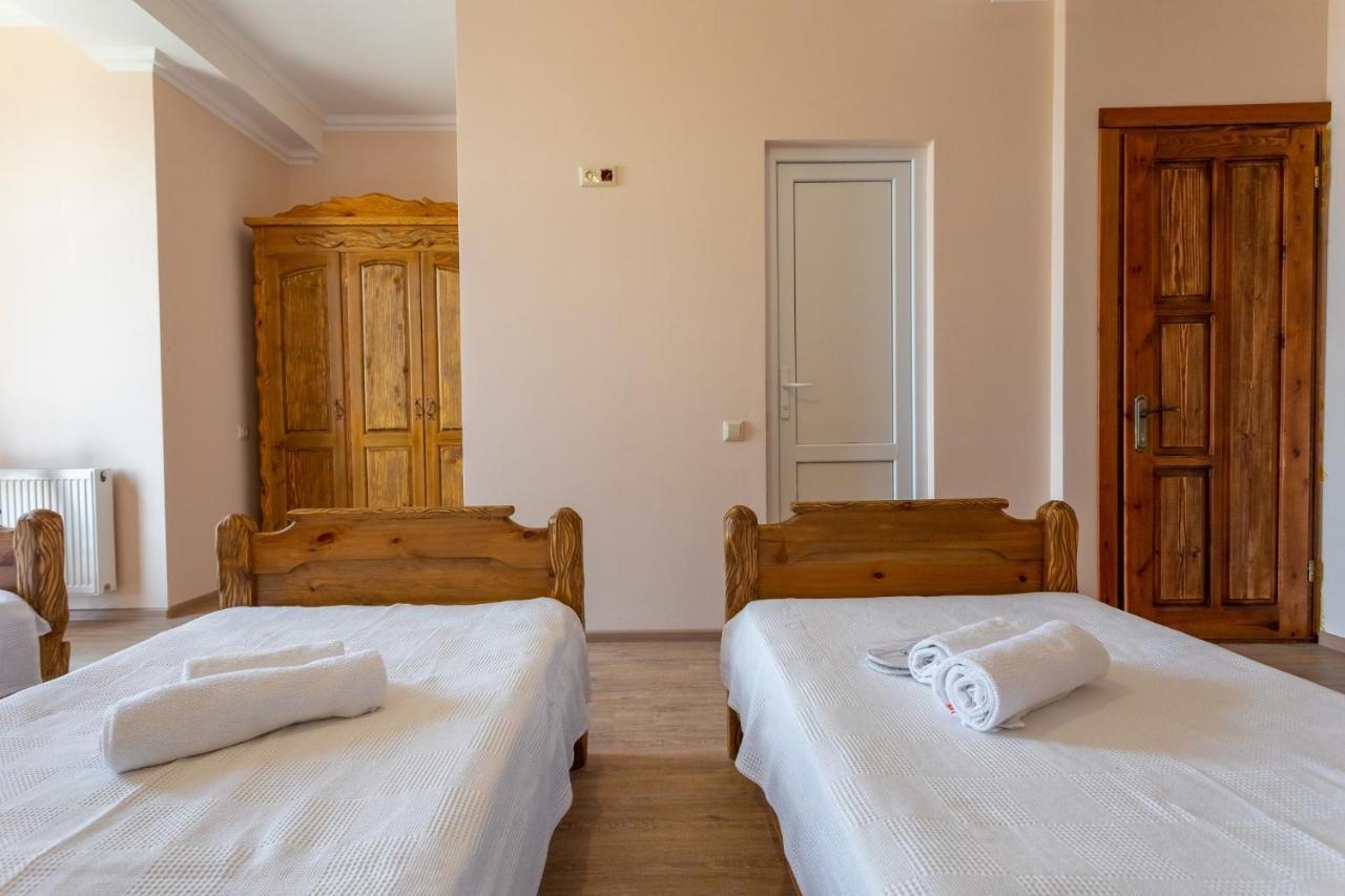 Hotel Phasis Kutaisi Eksteriør billede
