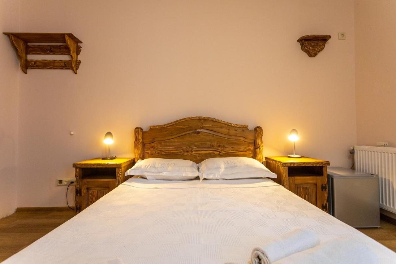 Hotel Phasis Kutaisi Eksteriør billede